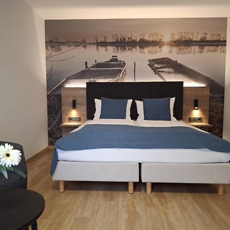 Hotel Am Hardtsee Ubstadt-Weiher المظهر الخارجي الصورة
