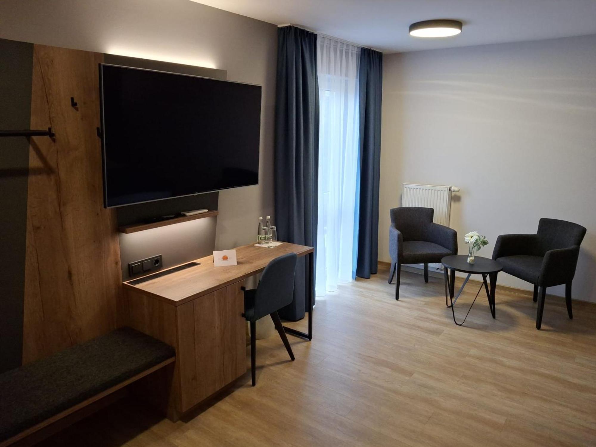 Hotel Am Hardtsee Ubstadt-Weiher المظهر الخارجي الصورة